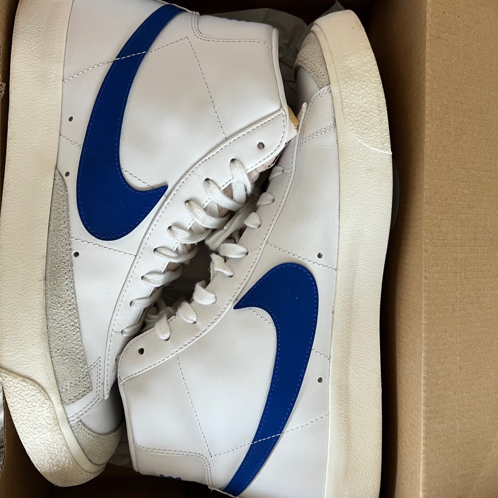 Men’s Nike Blazer with blue swoosh size 12.5
